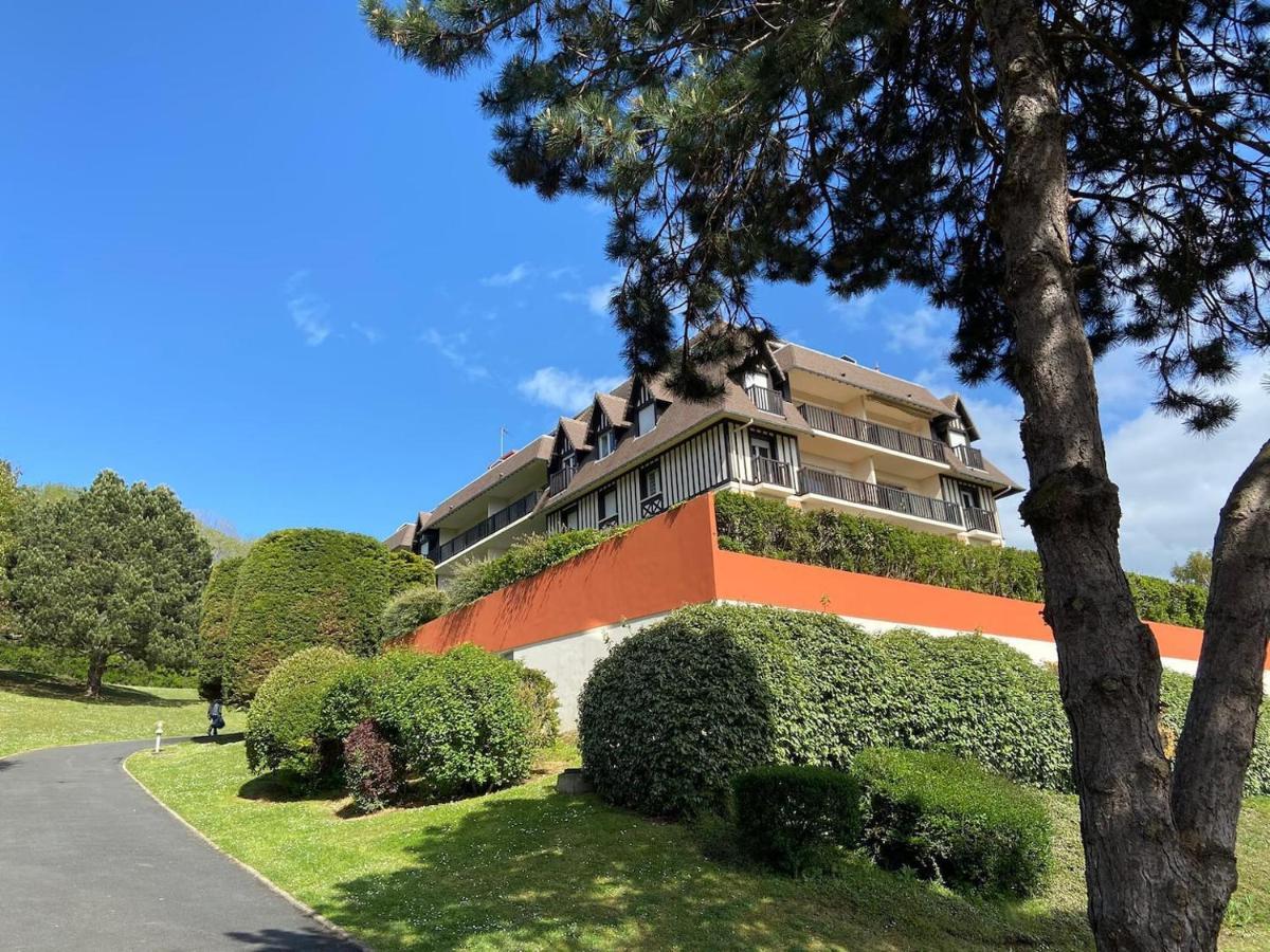 A 10 Minutes A Pieds De La Plage, Residence La Corniche Du Mont Canisy - Traveller Award 2023 Блонвіль-сюр-Мер Екстер'єр фото